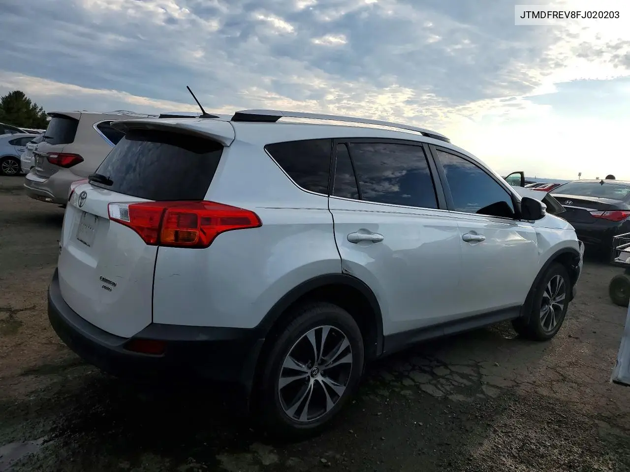 2015 TOYOTA RAV 4 VIN JTMDFREV8FJ020203 — фото 3