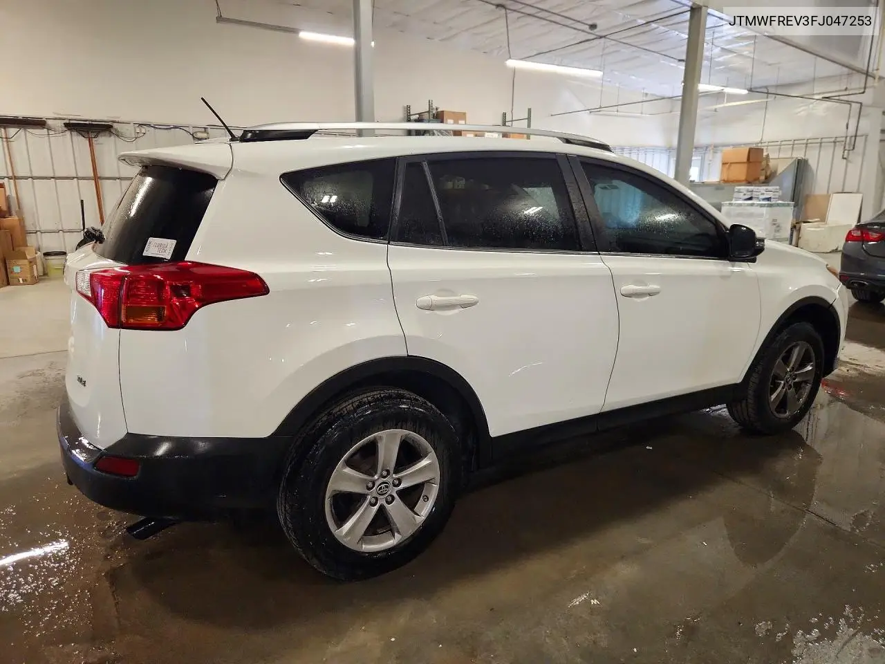 2015 TOYOTA RAV 4 VIN JTMWFREV3FJ047253 — фото 3