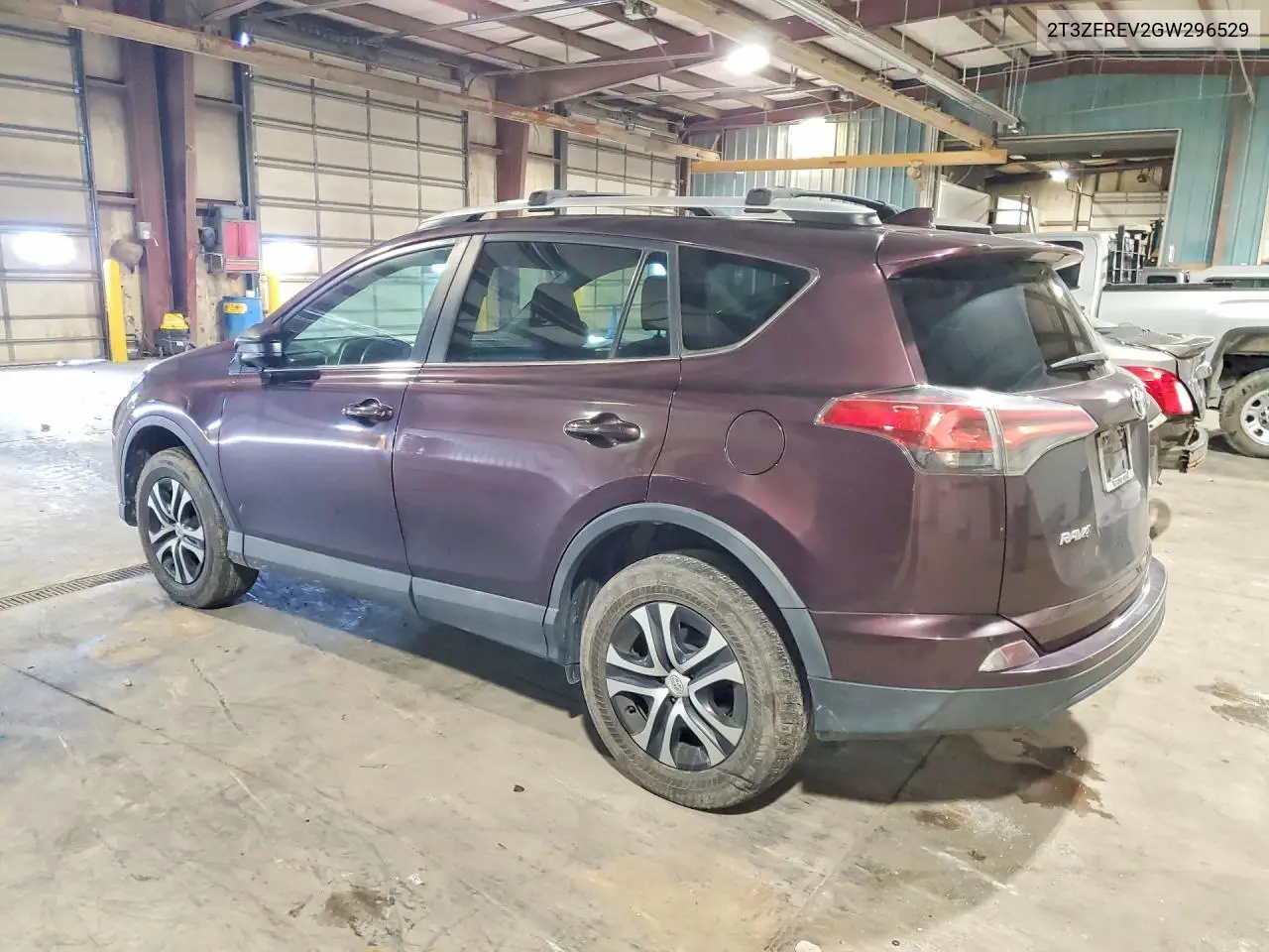 2016 TOYOTA RAV 4 VIN 2T3ZFREV2GW296529 — фото 2