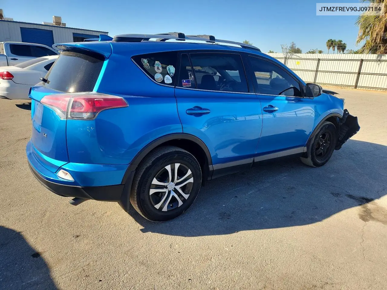 2016 TOYOTA RAV 4 VIN JTMZFREV9GJ097184 — фото 3