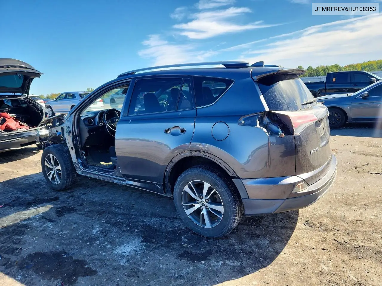 2017 TOYOTA RAV 4 VIN JTMRFREV6HJ108353 — фото 2