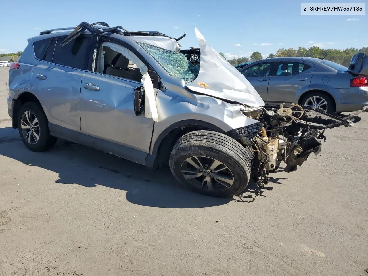 2017 TOYOTA RAV 4 VIN 2T3RFREV7HW557185 — фото 4