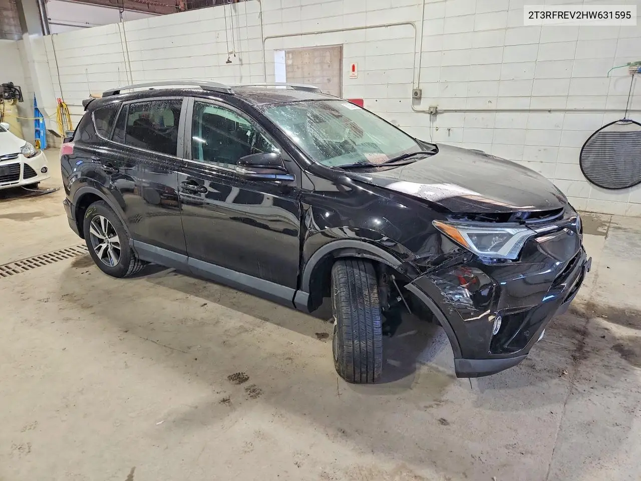 2017 TOYOTA RAV 4 VIN 2T3RFREV2HW631595 — фото 4