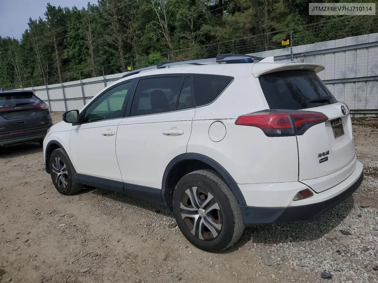 2017 TOYOTA RAV 4 VIN JTMZFREV7HJ710114 — фото 2
