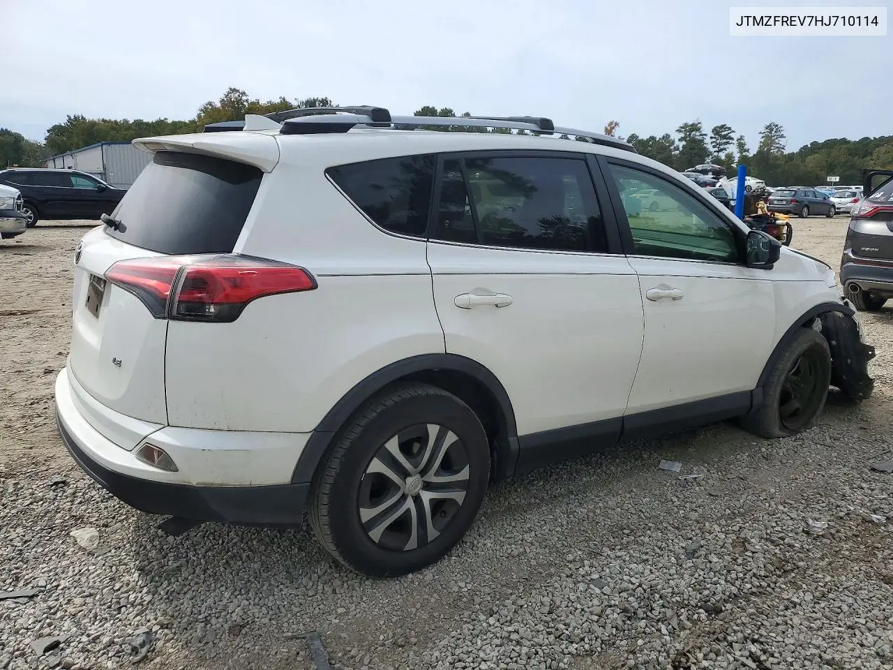 2017 TOYOTA RAV 4 VIN JTMZFREV7HJ710114 — фото 3