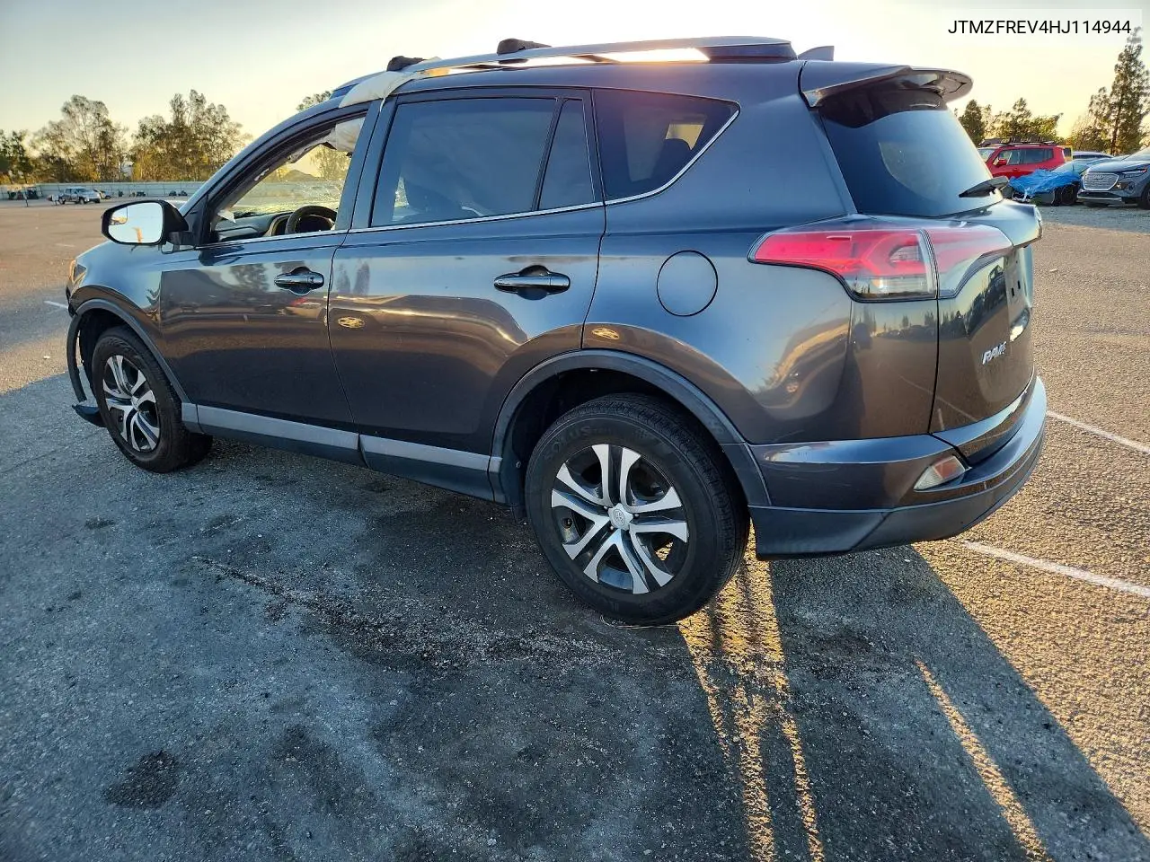 2017 TOYOTA RAV 4 VIN JTMZFREV4HJ114944 — фото 2