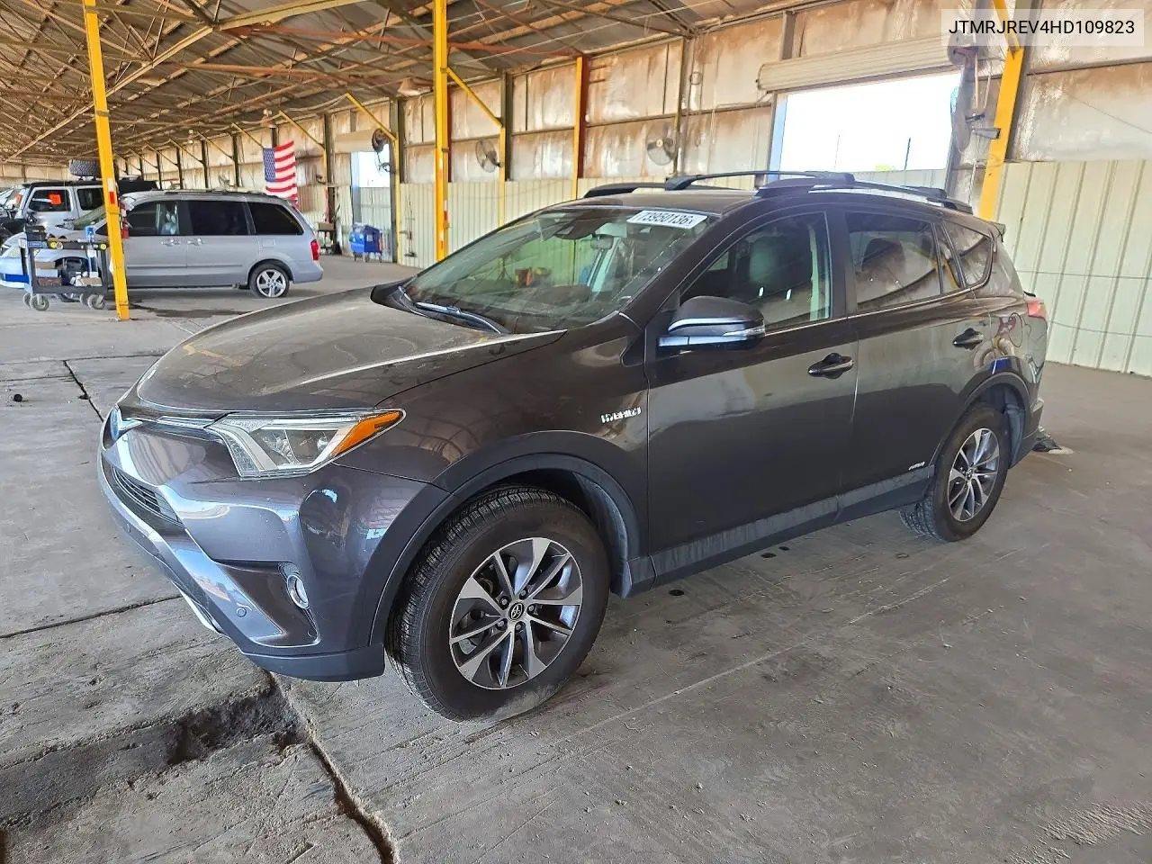 TOYOTA RAV 4 2017, VIN JTMRJREV4HD109823