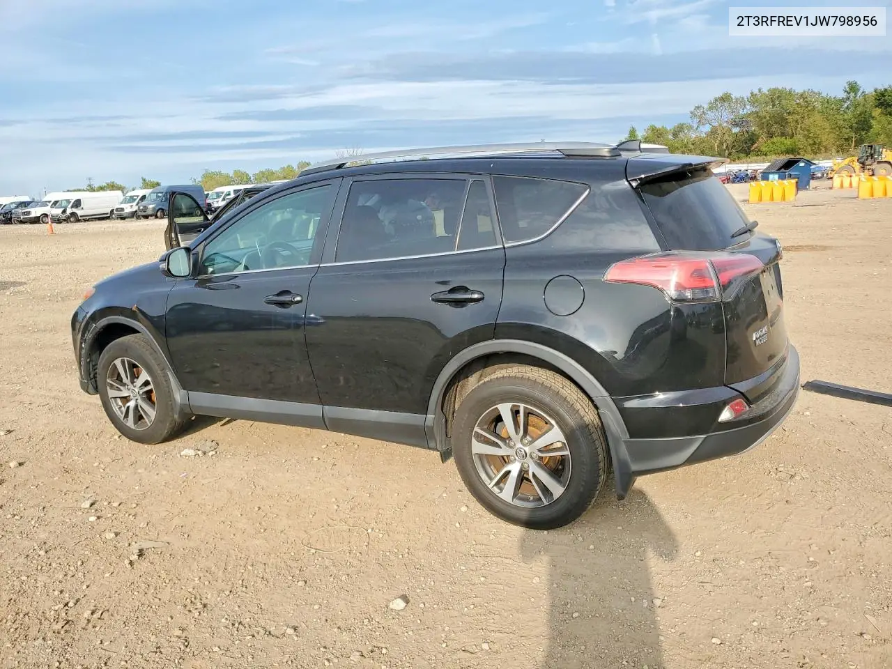 2018 TOYOTA RAV 4 VIN 2T3RFREV1JW798956 — фото 2