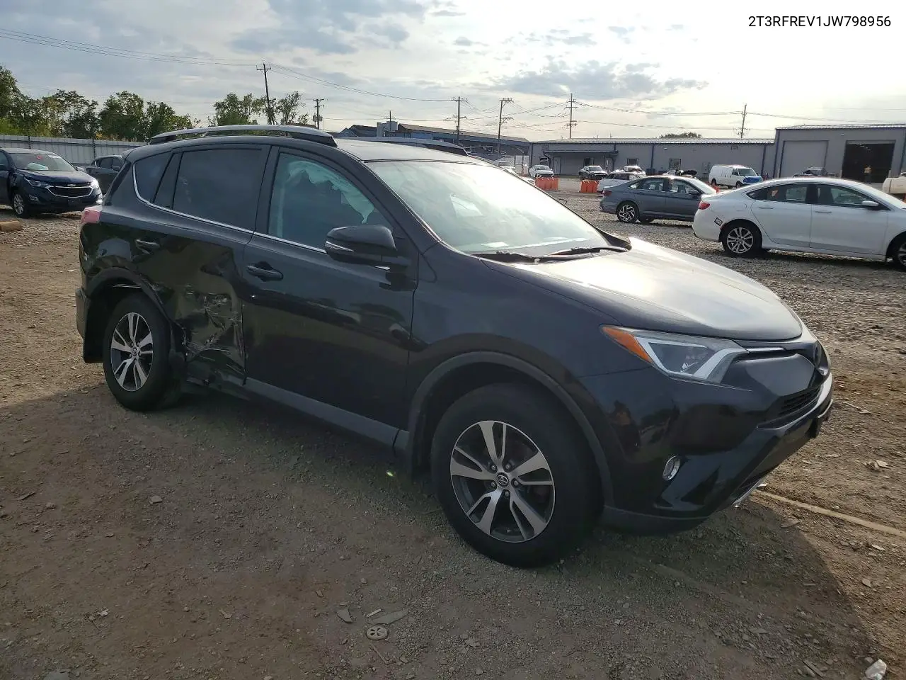 2018 TOYOTA RAV 4 VIN 2T3RFREV1JW798956 — фото 4