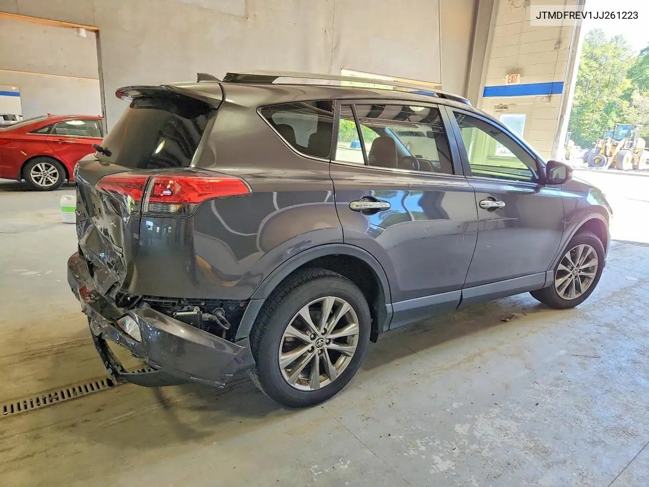 2018 TOYOTA RAV 4 VIN JTMDFREV1JJ261223 — фото 3
