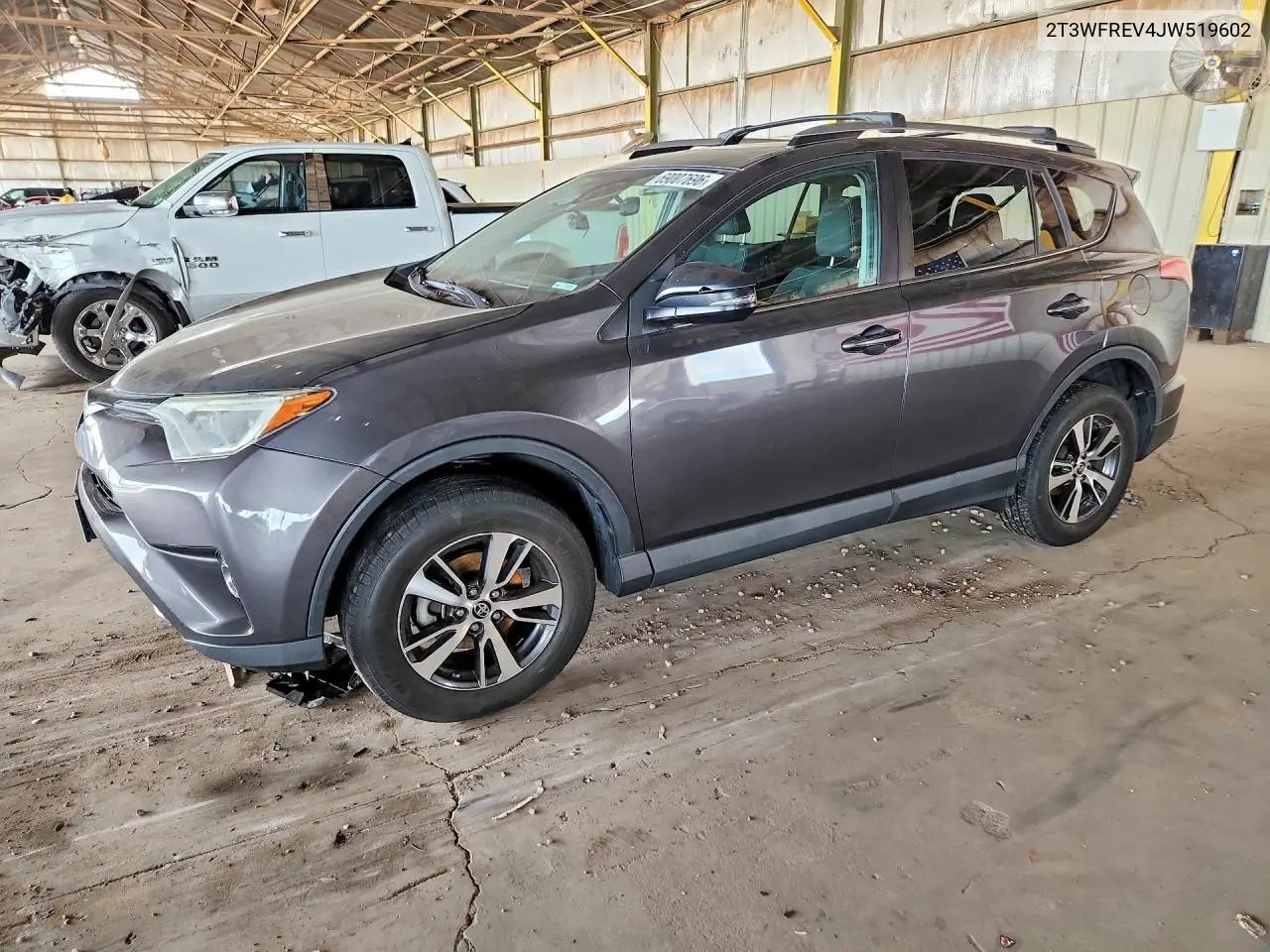 TOYOTA RAV 4 2018, VIN 2T3WFREV4JW519602