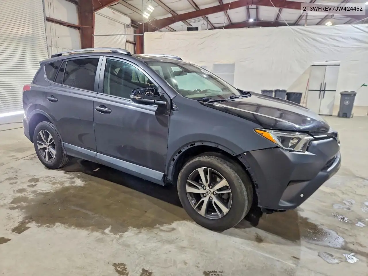 2018 TOYOTA RAV 4 VIN 2T3WFREV7JW424452 — фото 4