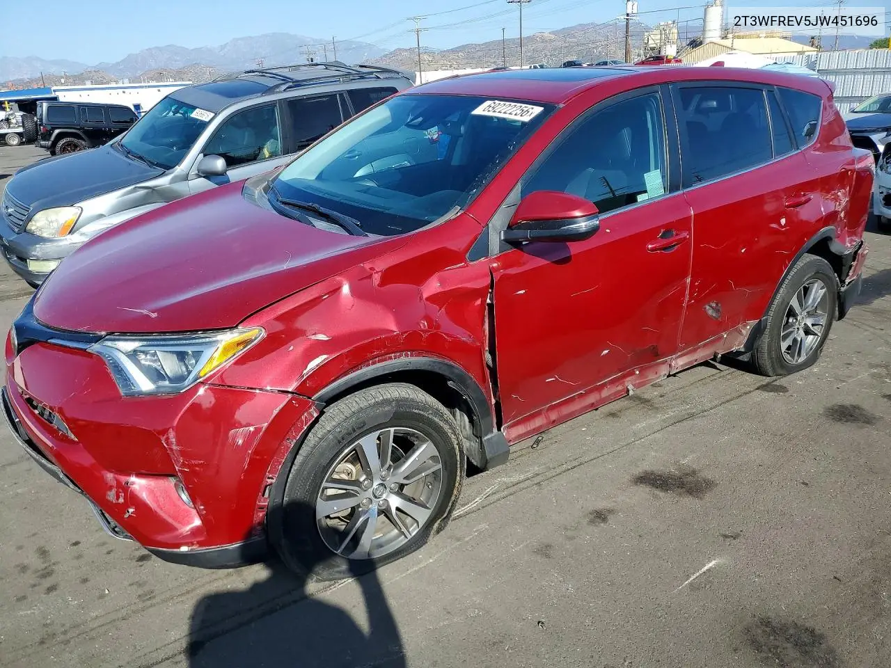TOYOTA RAV 4 2018, VIN 2T3WFREV5JW451696