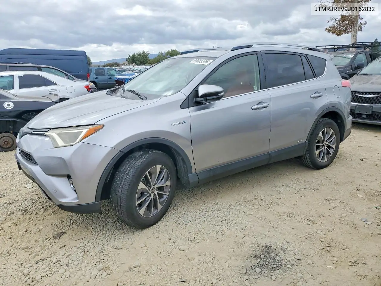 TOYOTA RAV 4 2018, VIN JTMRJREV9JD162832