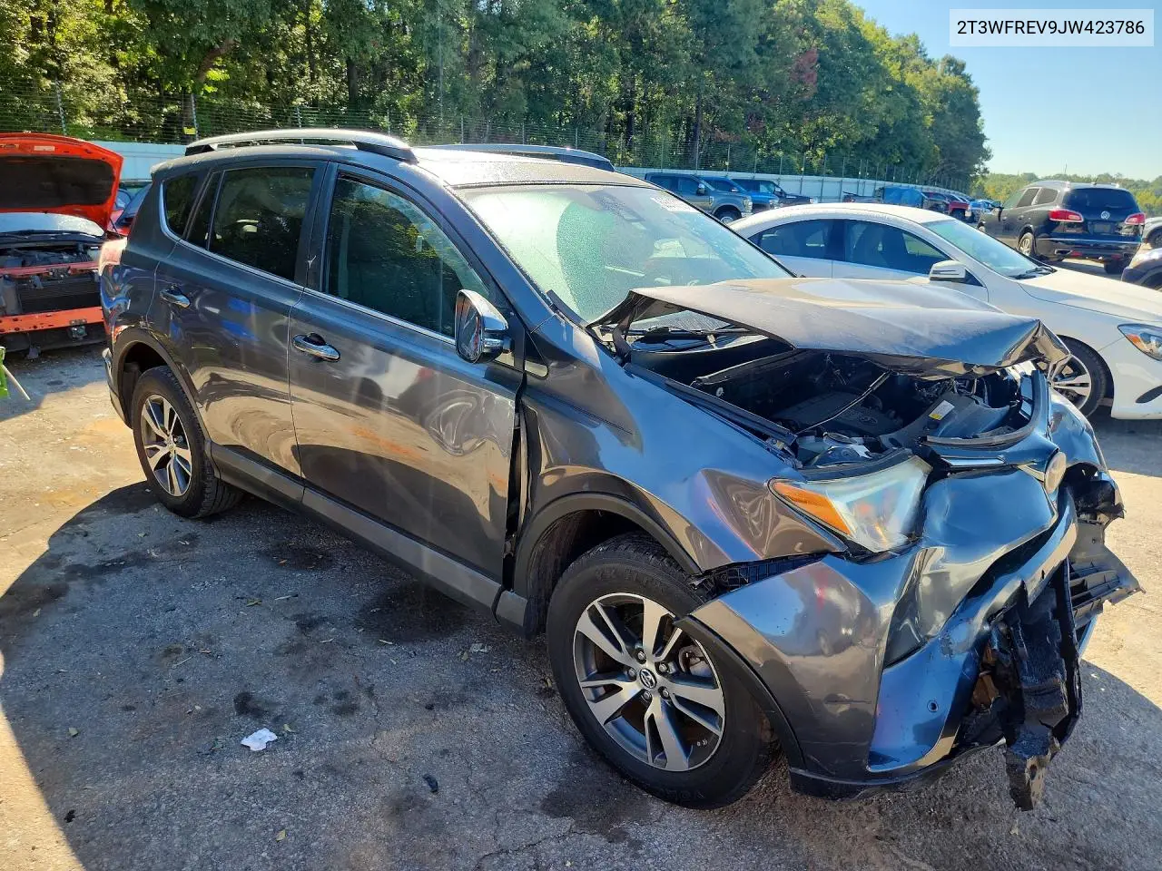 2018 TOYOTA RAV 4 VIN 2T3WFREV9JW423786 — фото 4