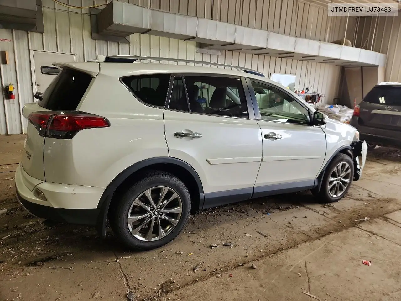 2018 TOYOTA RAV 4 VIN JTMDFREV1JJ734831 — фото 3