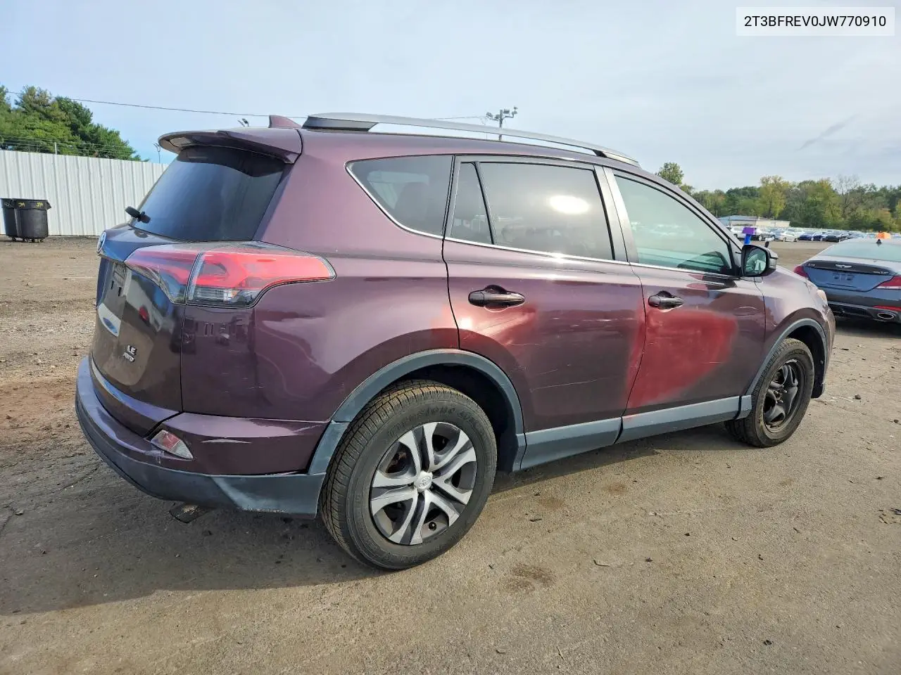 2018 TOYOTA RAV 4 VIN 2T3BFREV0JW770910 — фото 3