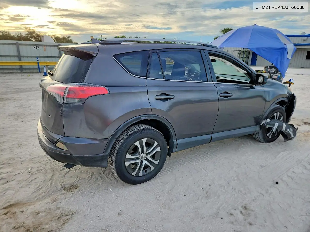 2018 TOYOTA RAV 4 VIN JTMZFREV4JJ166080 — фото 3