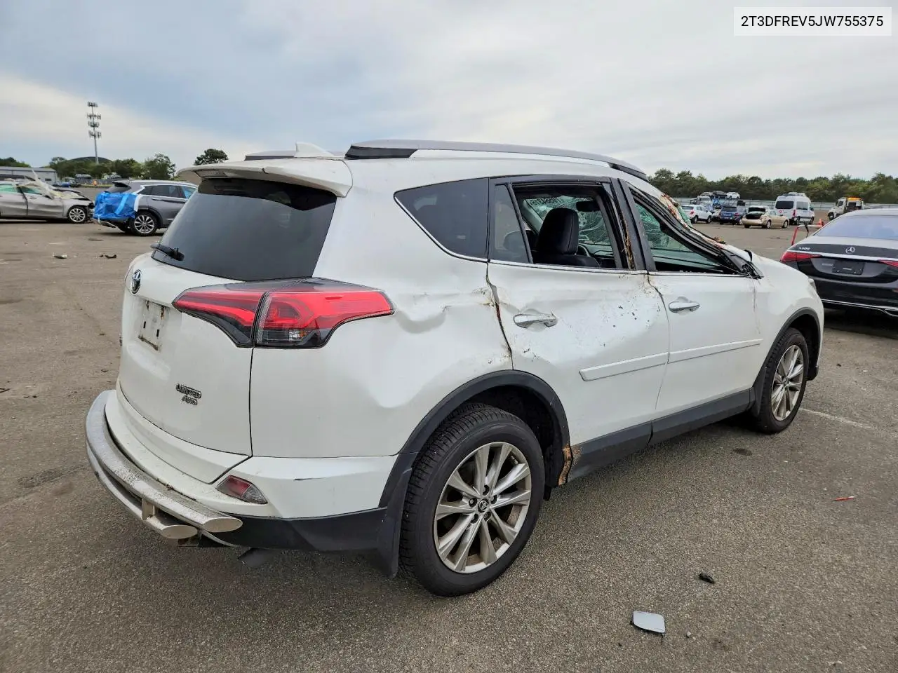 2018 TOYOTA RAV 4 VIN 2T3DFREV5JW755375 — фото 3