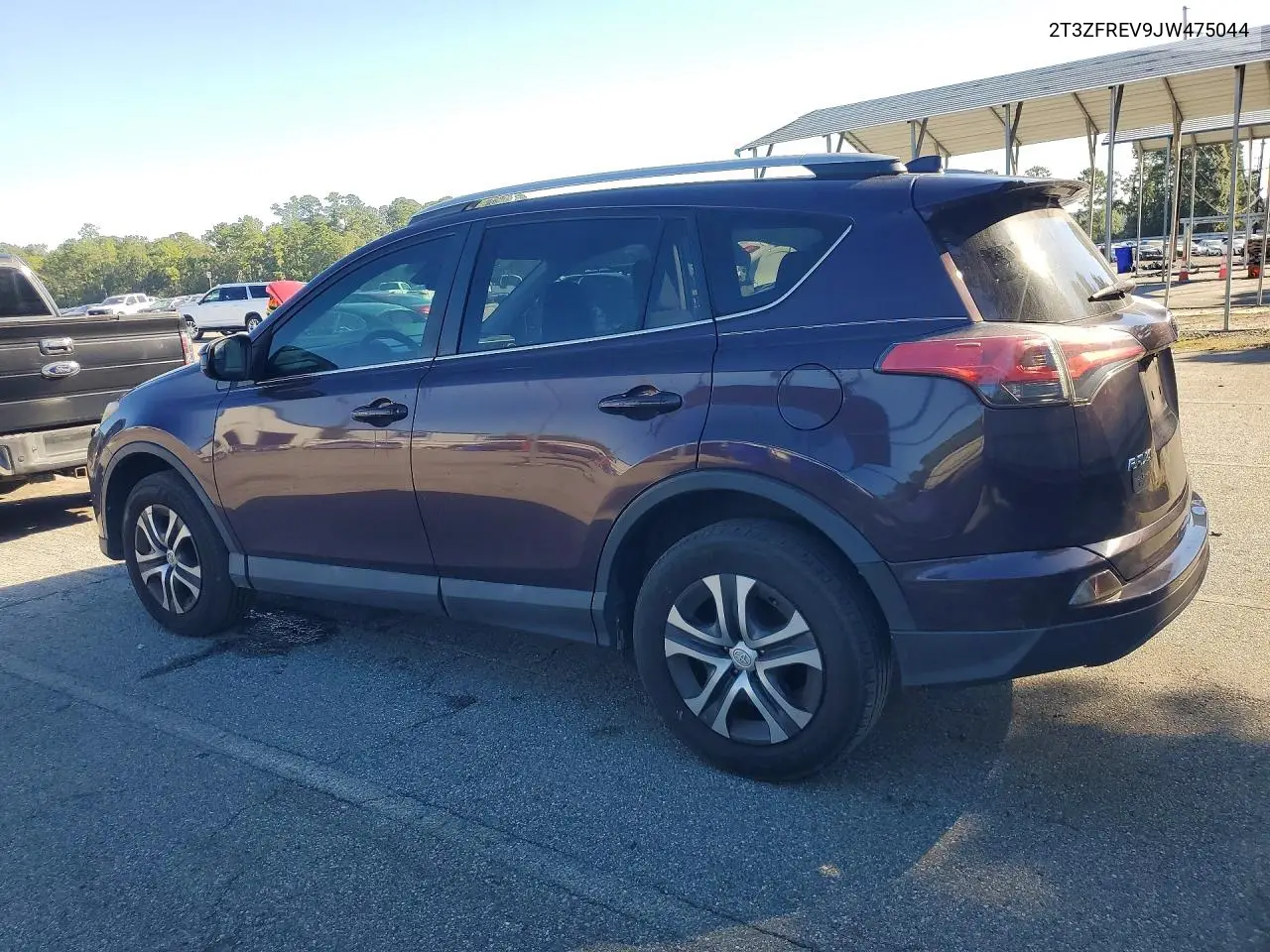 2018 TOYOTA RAV 4 VIN 2T3ZFREV9JW475044 — фото 2