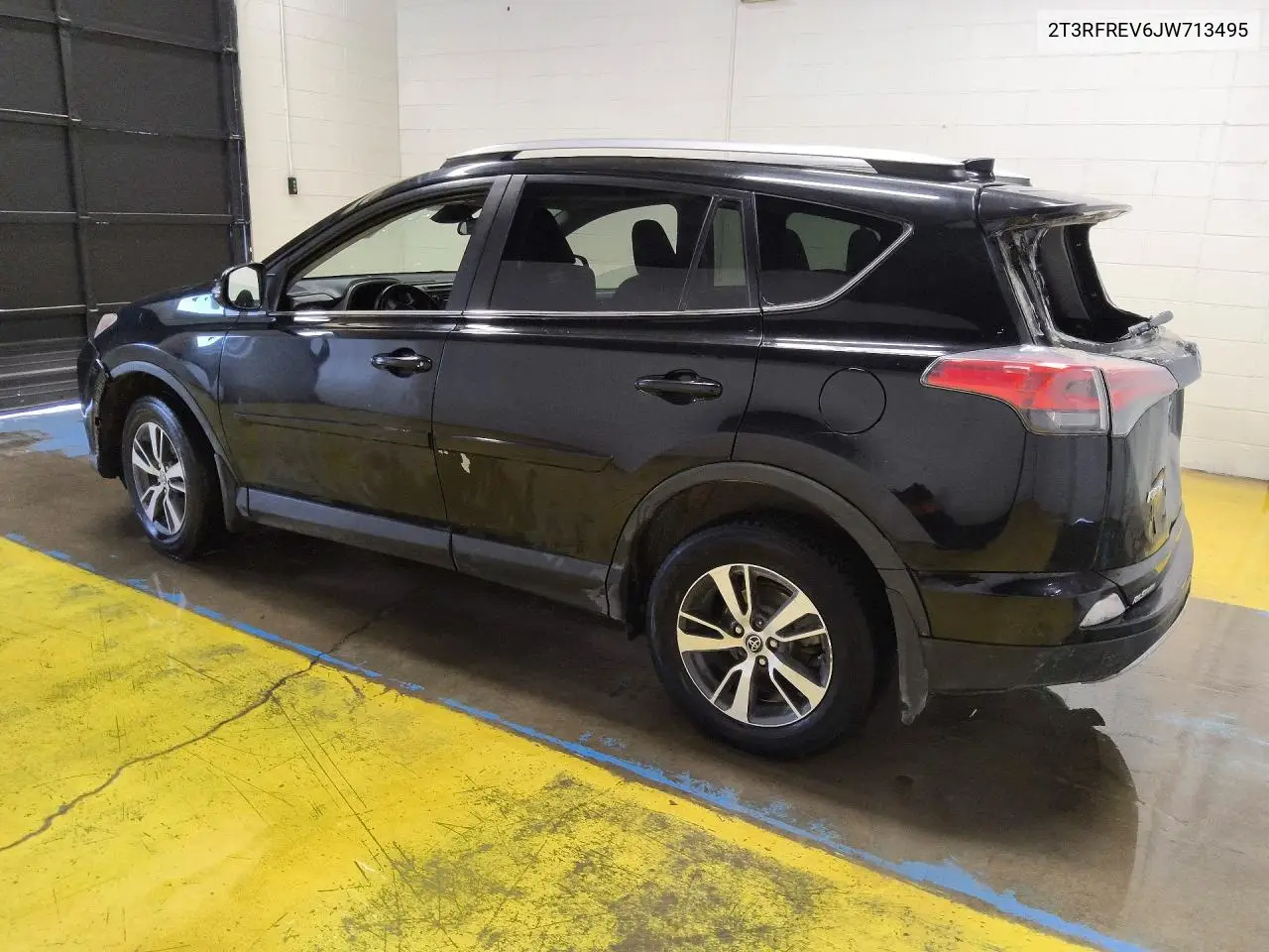 2018 TOYOTA RAV 4 VIN 2T3RFREV6JW713495 — фото 2