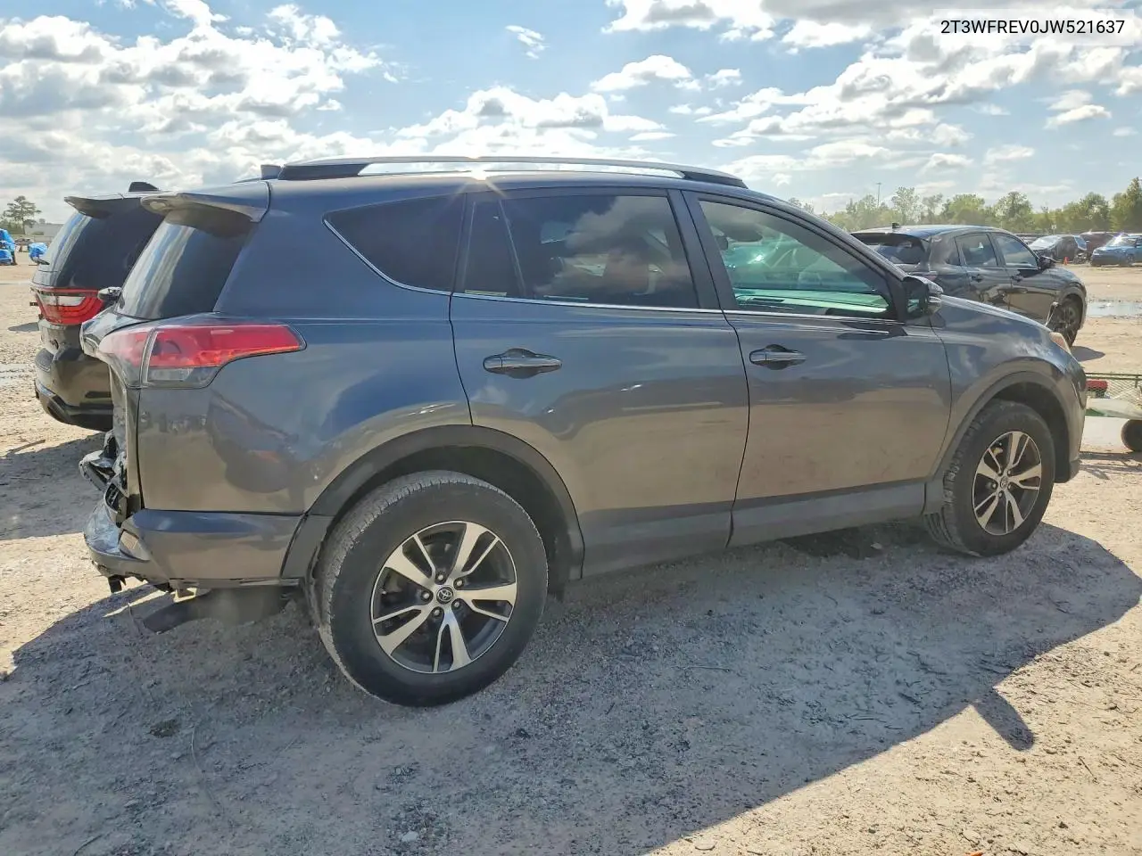 2018 TOYOTA RAV 4 VIN 2T3WFREV0JW521637 — фото 3
