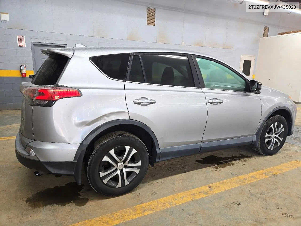 2018 TOYOTA RAV 4 VIN 2T3ZFREVXJW435023 — фото 3