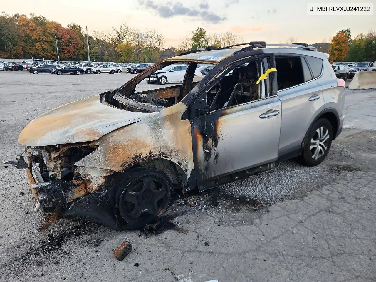TOYOTA RAV 4 2018, VIN JTMBFREVXJJ241222