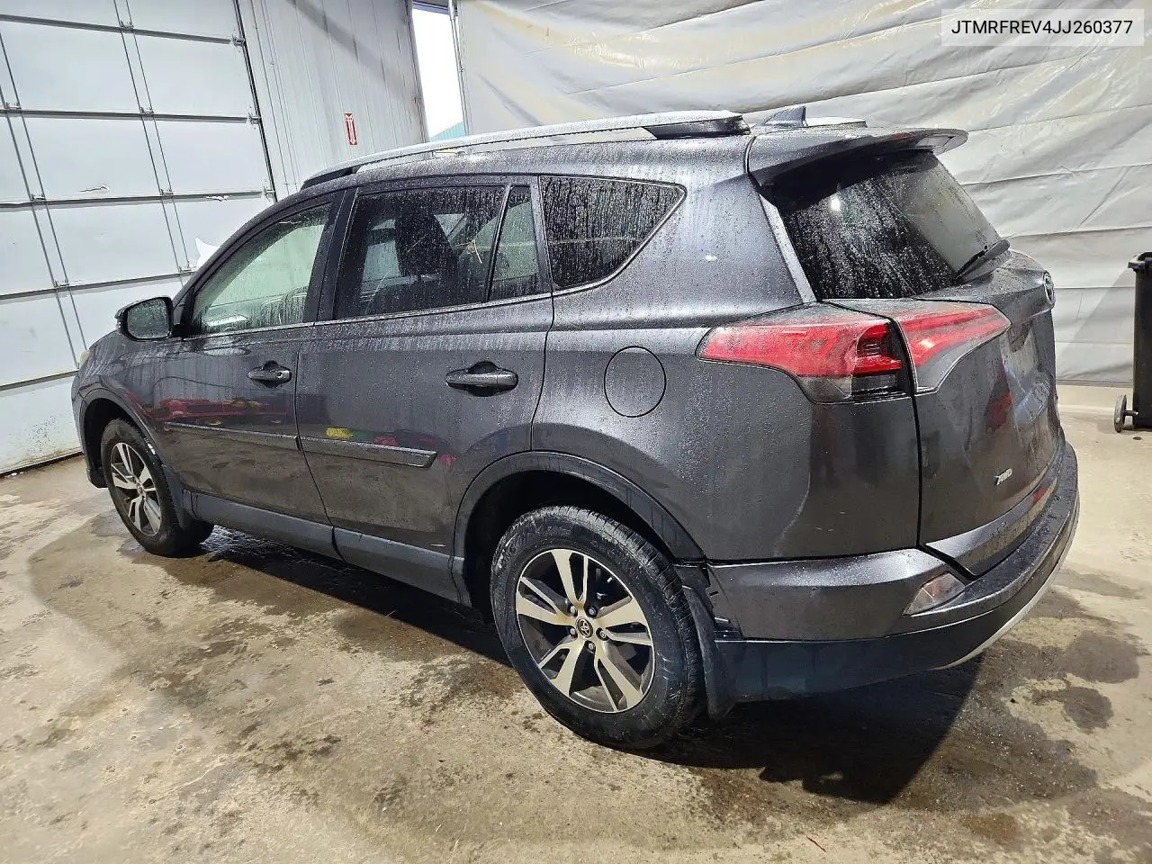 2018 TOYOTA RAV 4 VIN JTMRFREV4JJ260377 — фото 2