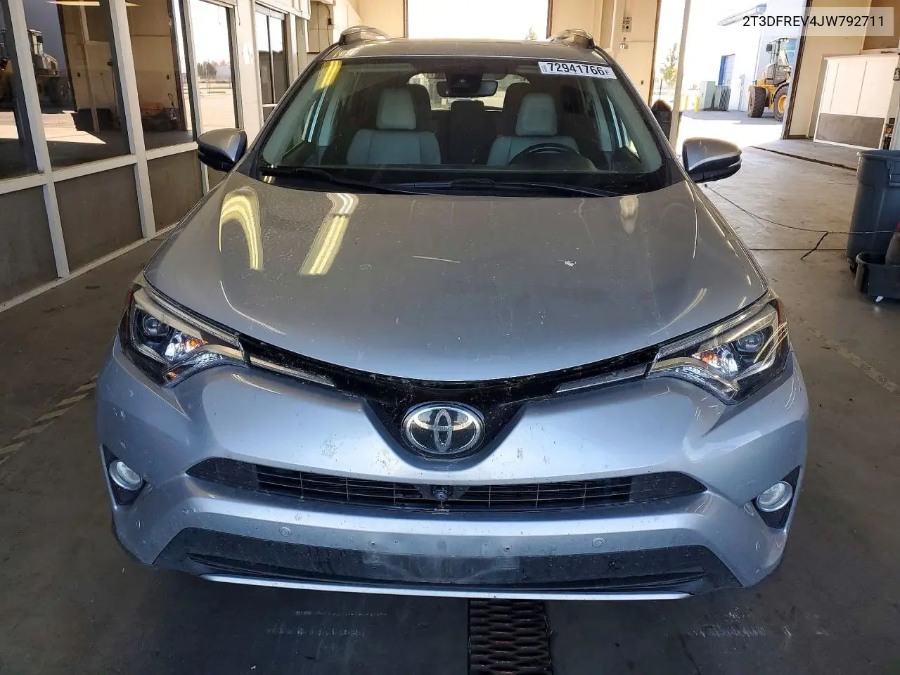 2018 TOYOTA RAV 4 VIN 2T3DFREV4JW792711 — фото 5