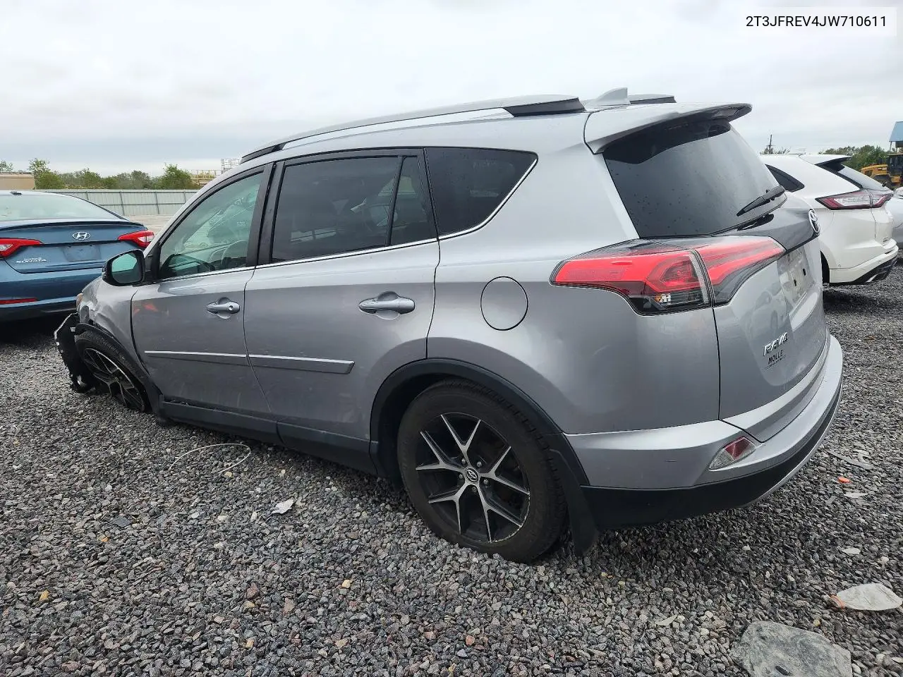 2018 TOYOTA RAV 4 VIN 2T3JFREV4JW710611 — фото 2