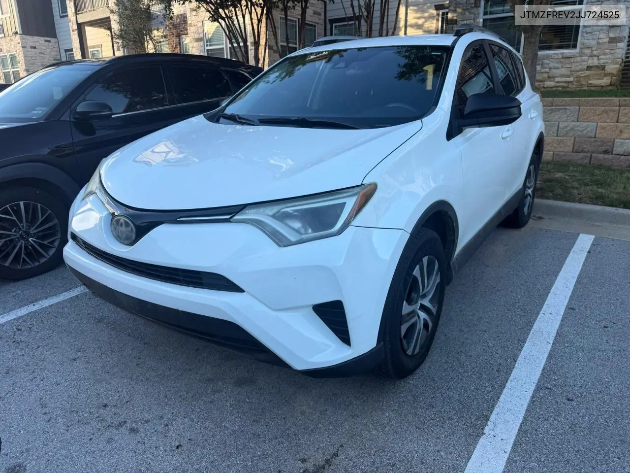 2018 TOYOTA RAV 4 VIN JTMZFREV2JJ724525 — фото 2