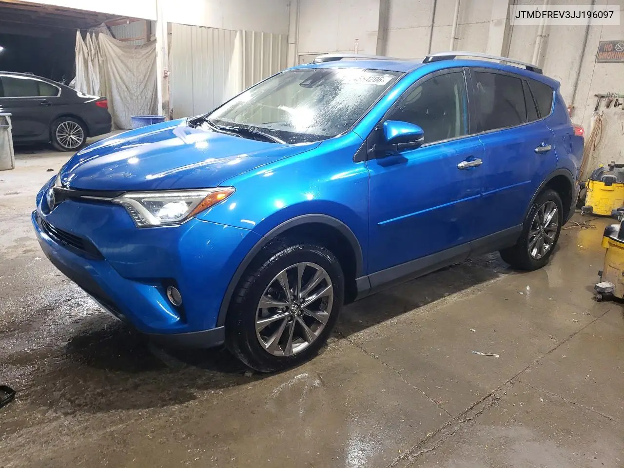 TOYOTA RAV 4 2018, VIN JTMDFREV3JJ196097