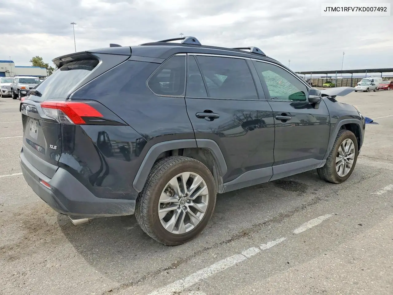 2019 TOYOTA RAV 4 VIN JTMC1RFV7KD007492 — фото 3