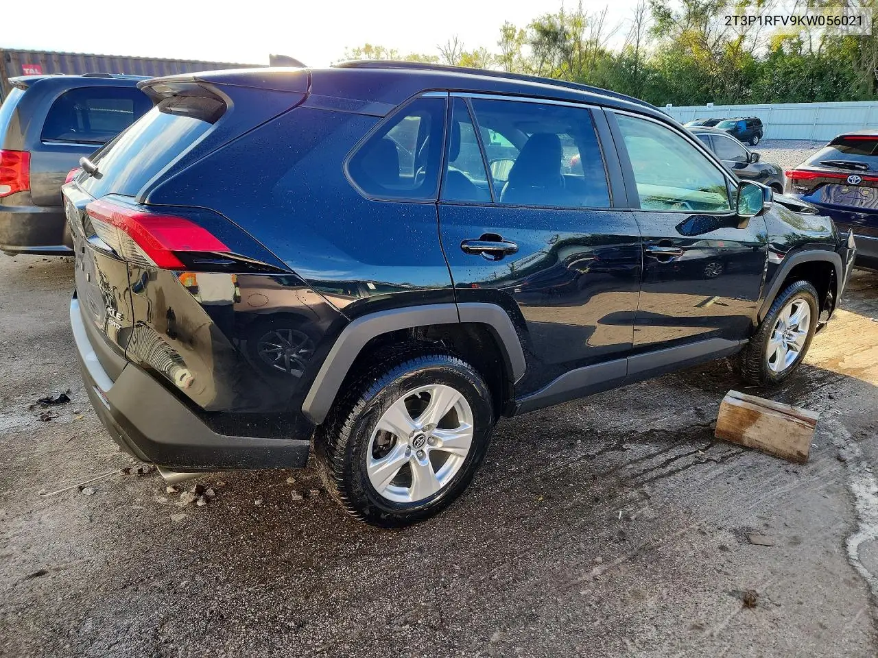 2019 TOYOTA RAV 4 VIN 2T3P1RFV9KW056021 — фото 3