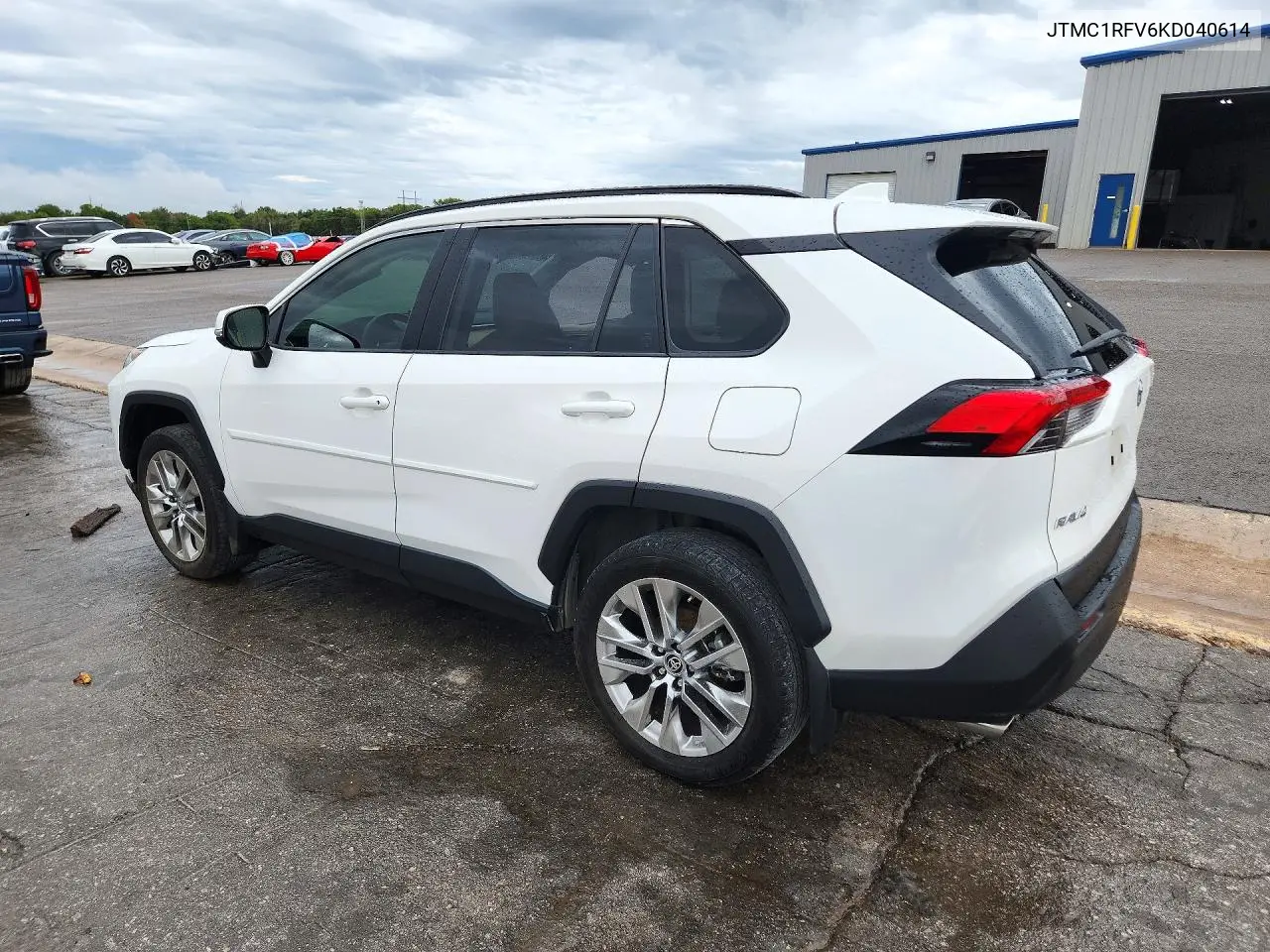 2019 TOYOTA RAV 4 VIN JTMC1RFV6KD040614 — фото 2