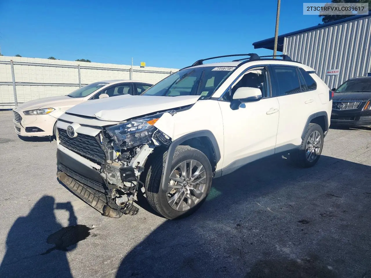 TOYOTA RAV 4 2020, VIN 2T3C1RFVXLC039617