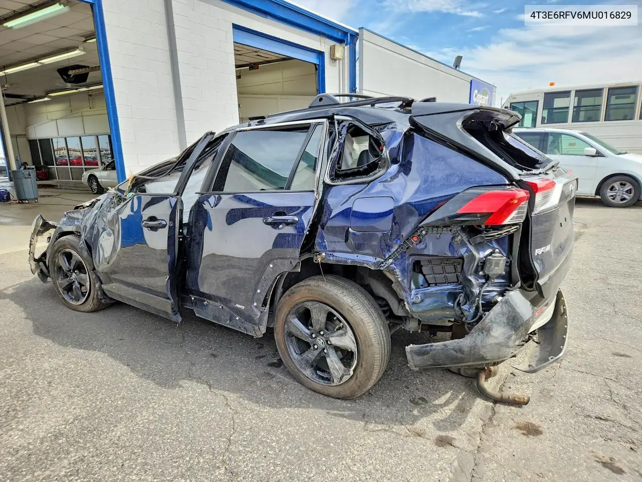 2021 TOYOTA RAV 4 VIN 4T3E6RFV6MU016829 — фото 2