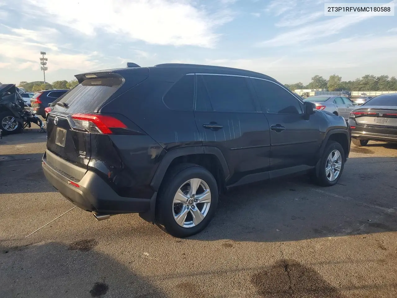 2021 TOYOTA RAV 4 VIN 2T3P1RFV6MC180588 — фото 3