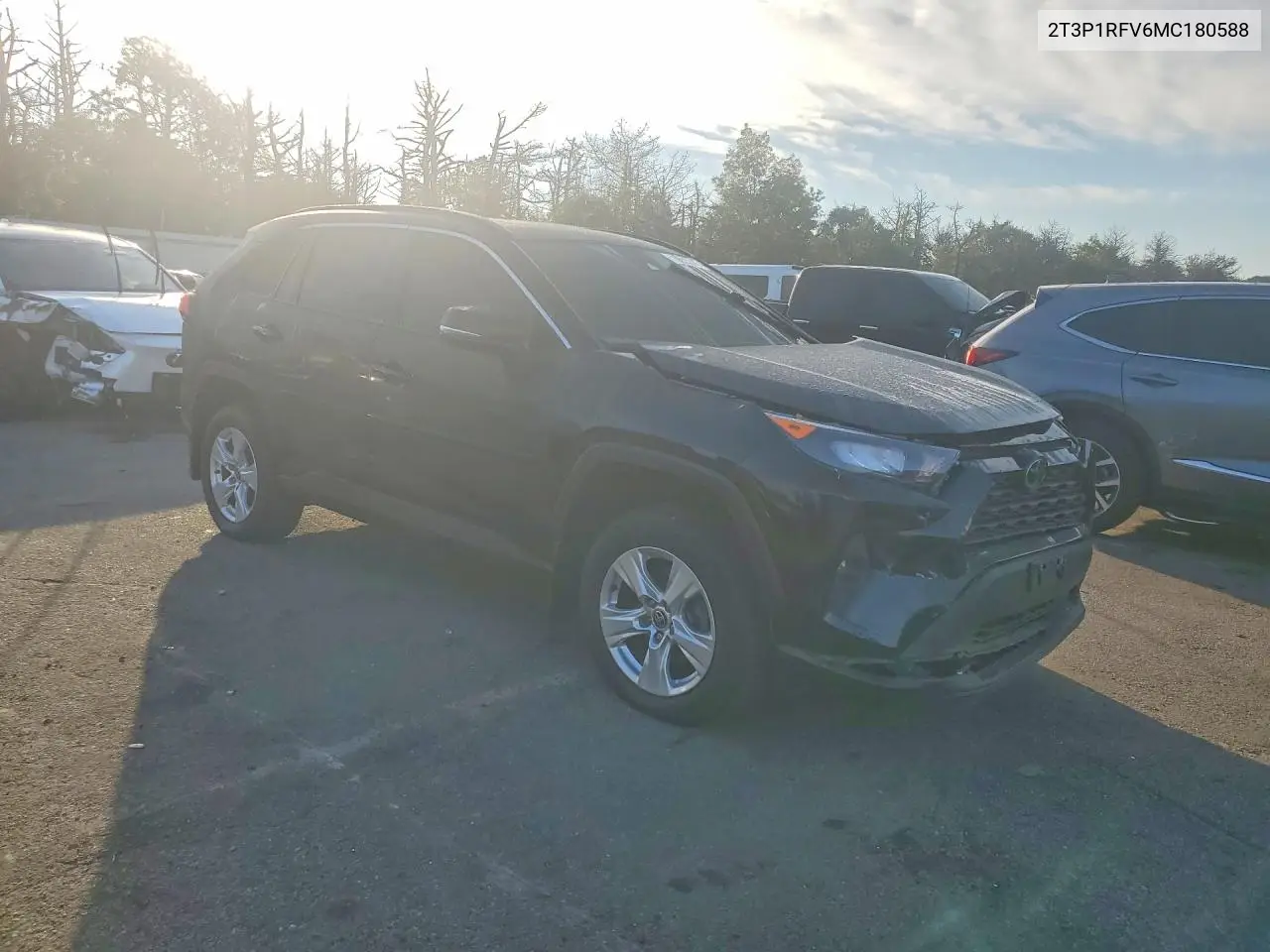 2021 TOYOTA RAV 4 VIN 2T3P1RFV6MC180588 — фото 4