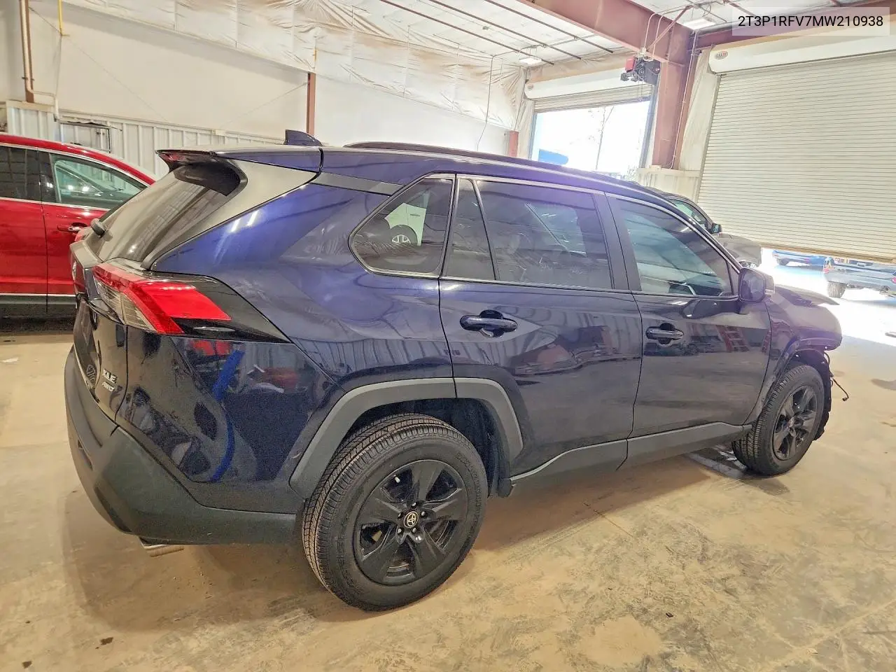2021 TOYOTA RAV 4 VIN 2T3P1RFV7MW210938 — фото 3