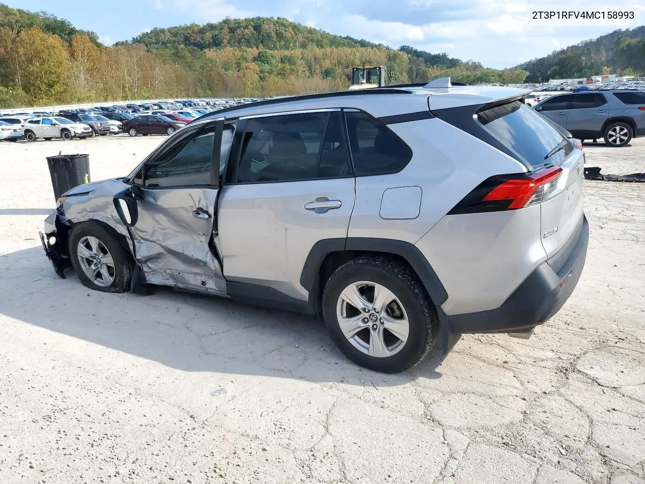 2021 TOYOTA RAV 4 VIN 2T3P1RFV4MC158993 — фото 2
