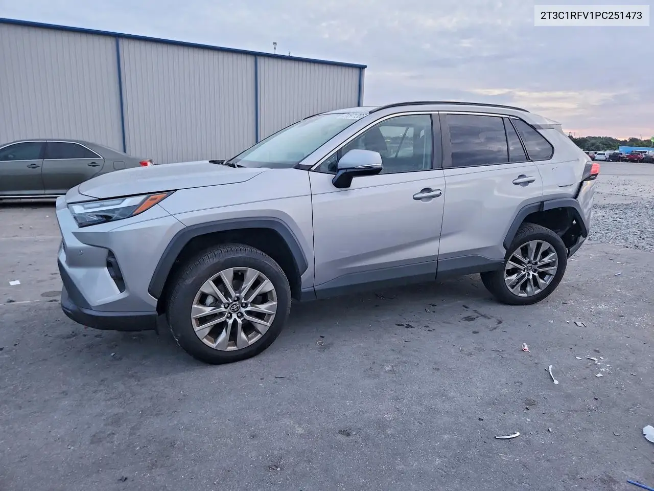 TOYOTA RAV 4 2023, VIN 2T3C1RFV1PC251473
