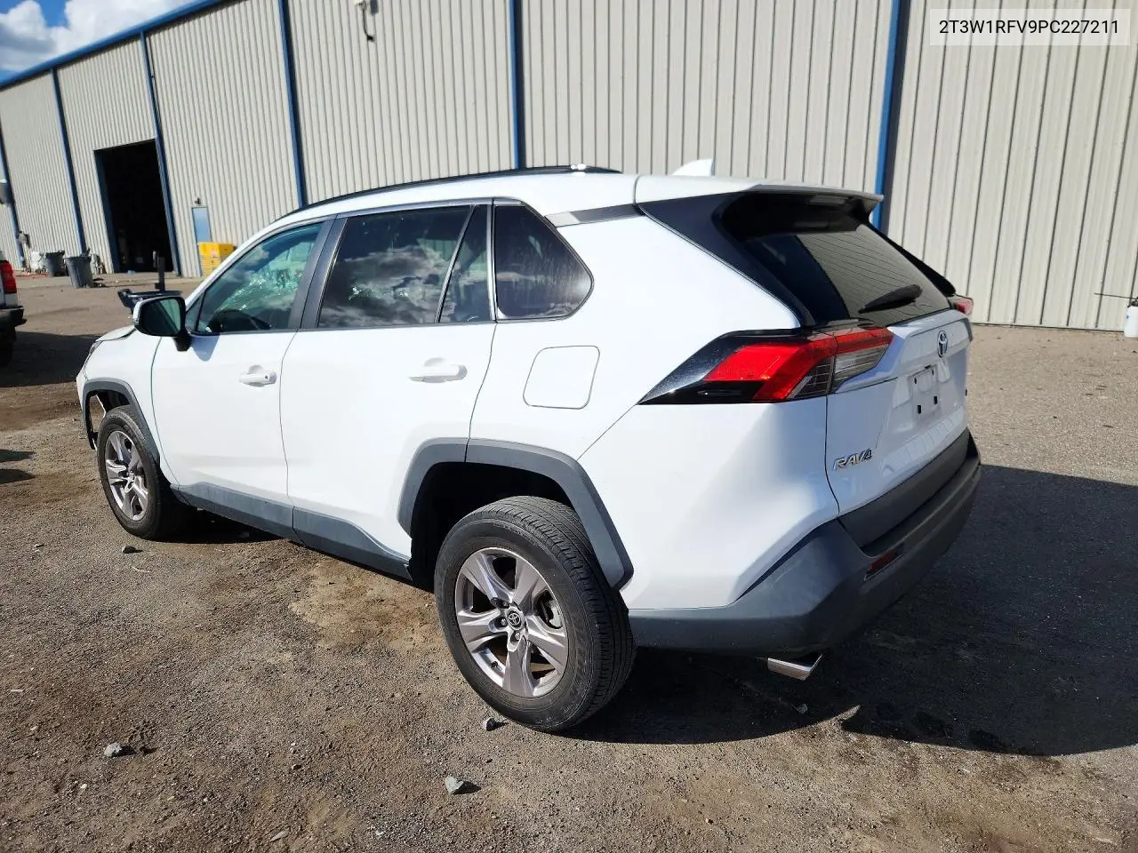 2023 TOYOTA RAV 4 VIN 2T3W1RFV9PC227211 — фото 2
