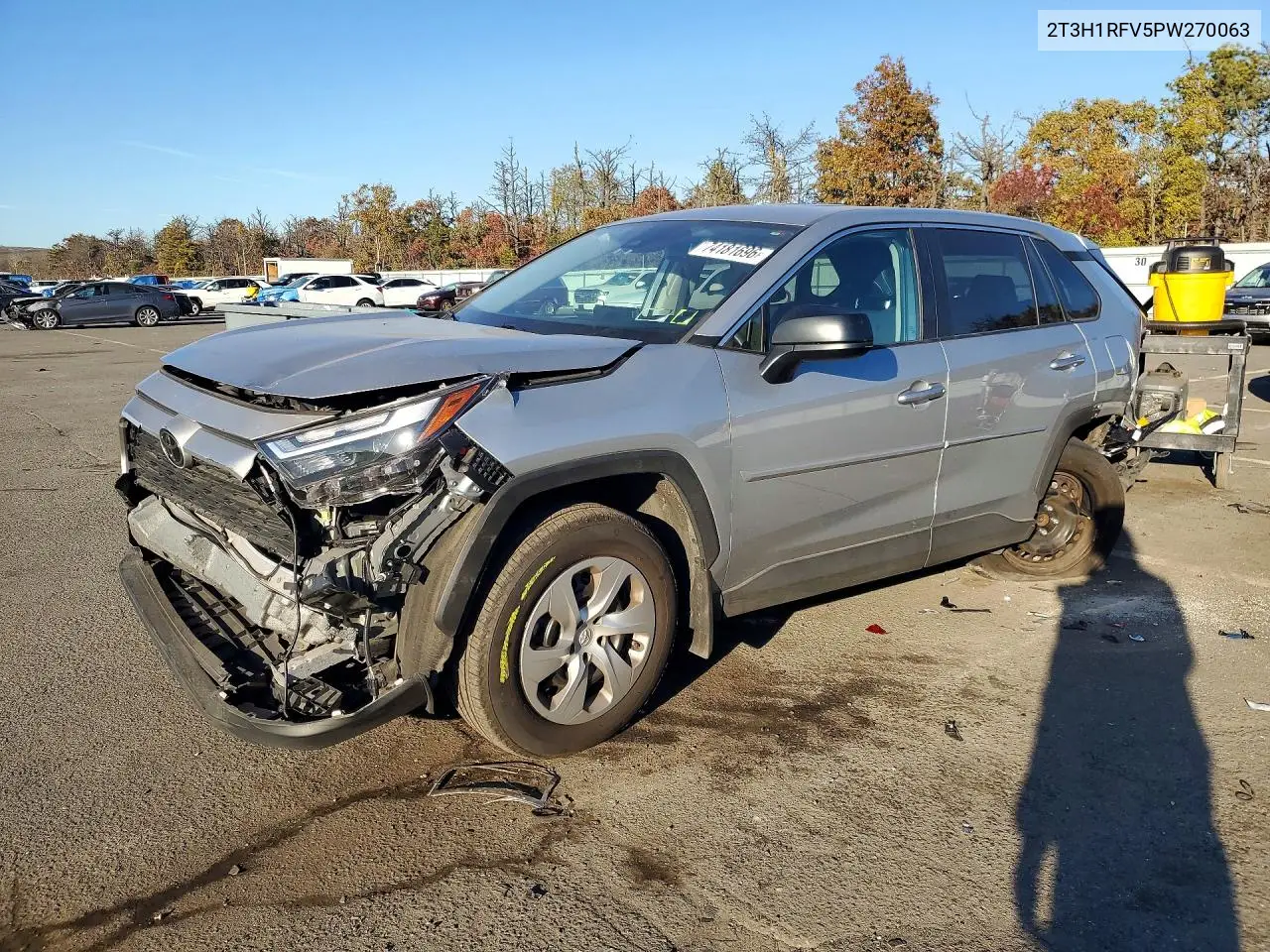 TOYOTA RAV 4 2023, VIN 2T3H1RFV5PW270063