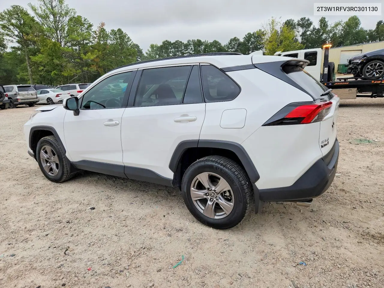 2024 TOYOTA RAV 4 VIN 2T3W1RFV3RC301130 — фото 2
