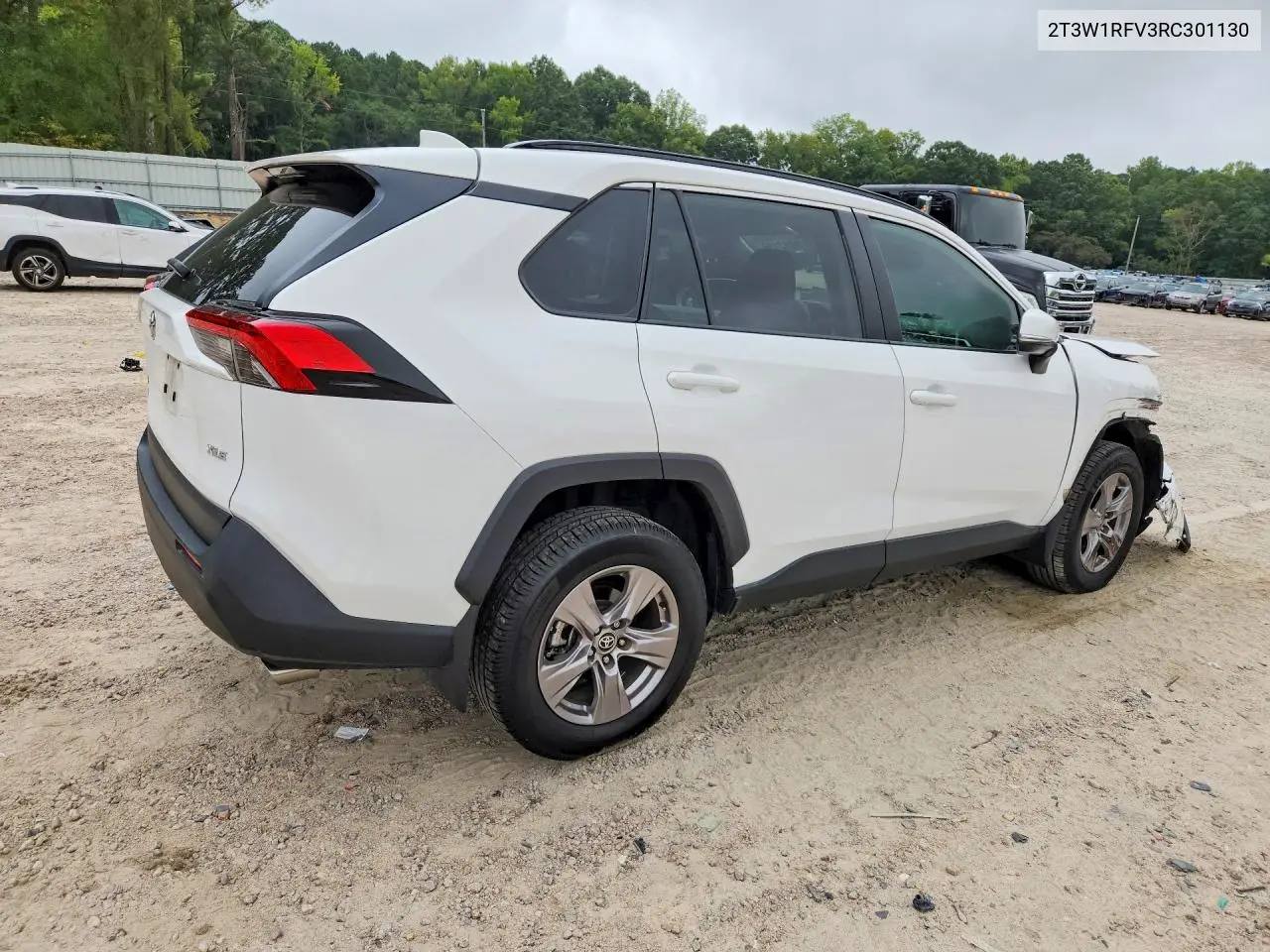 2024 TOYOTA RAV 4 VIN 2T3W1RFV3RC301130 — фото 3