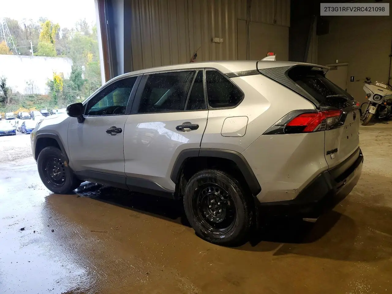 2024 TOYOTA RAV 4 VIN 2T3G1RFV2RC421098 — фото 2