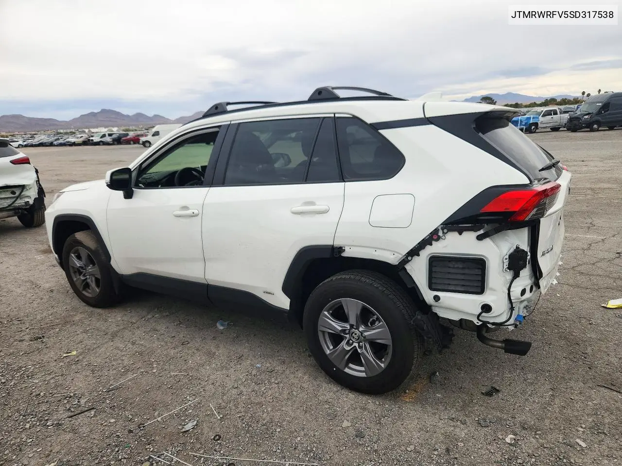 2025 TOYOTA RAV 4 VIN JTMRWRFV5SD317538 — фото 2