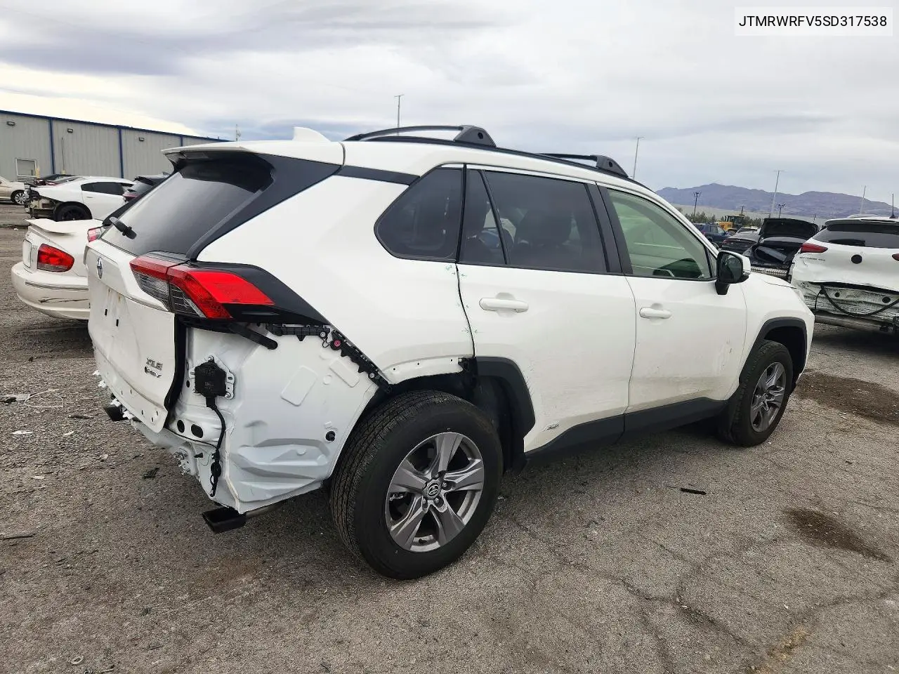 2025 TOYOTA RAV 4 VIN JTMRWRFV5SD317538 — фото 3